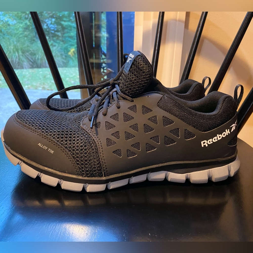 Reebok work tennis shoe alloy toe SZ 12